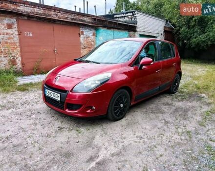 Рено Сценик 2010 в Чернигове на Automoto.ua Красный Рено Сценик, объемом двигателя 1.6 л и пробегом 217 тыс. км за 7500 $, фото 4 на Automoto.ua