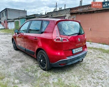 Рено Сценик 2010 в Чернигове на Automoto.ua Красный Рено Сценик, объемом двигателя 1.6 л и пробегом 217 тыс. км за 7500 $, фото 1 на Automoto.ua