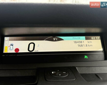 Красный Рено Сценик, объемом двигателя 1.46 л и пробегом 185 тыс. км за 7900 $, фото 9 на Automoto.ua