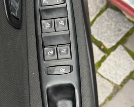 Красный Рено Сценик, объемом двигателя 1.46 л и пробегом 185 тыс. км за 7900 $, фото 6 на Automoto.ua