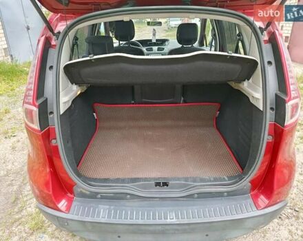 Рено Сценик 2010 в Чернигове на Automoto.ua Красный Рено Сценик, объемом двигателя 1.6 л и пробегом 217 тыс. км за 7500 $, фото 17 на Automoto.ua