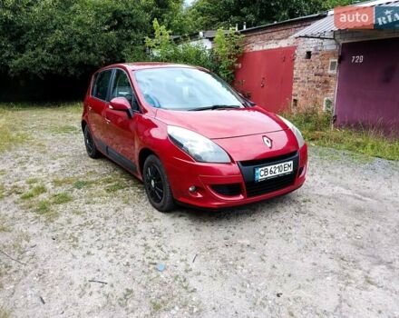 Рено Сценик 2010 в Чернигове на Automoto.ua Красный Рено Сценик, объемом двигателя 1.6 л и пробегом 217 тыс. км за 7500 $, фото 5 на Automoto.ua