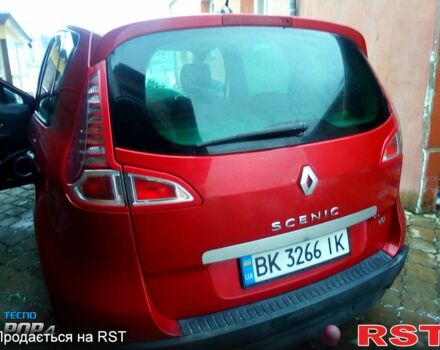 Рено Сценик 2010 в Ровно на Automoto.ua Красный Рено Сценик, объемом двигателя 1.5 л и пробегом 252 тыс. км за 6500 $, фото 2 на Automoto.ua