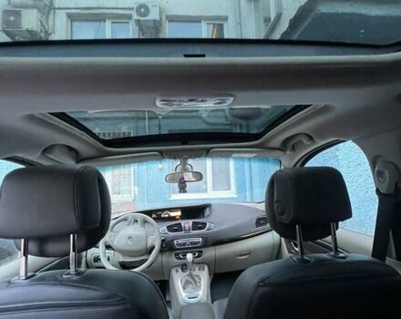 Красный Рено Сценик, объемом двигателя 1.5 л и пробегом 283 тыс. км за 6300 $, фото 1 на Automoto.ua