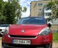 Красный Рено Сценик, объемом двигателя 1.6 л и пробегом 350 тыс. км за 8800 $, фото 1 на Automoto.ua