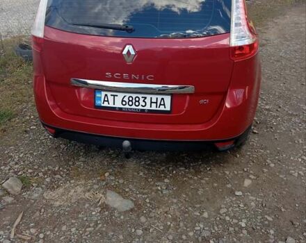 Красный Рено Сценик, объемом двигателя 1.6 л и пробегом 240 тыс. км за 7800 $, фото 4 на Automoto.ua