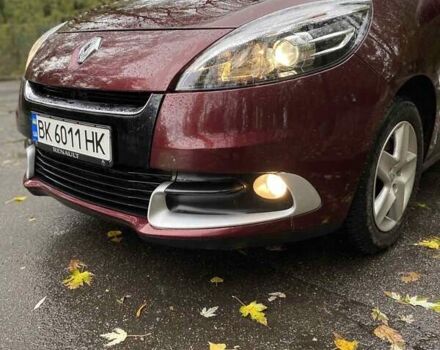 Червоний Рено Сценік, об'ємом двигуна 1.5 л та пробігом 250 тис. км за 7200 $, фото 3 на Automoto.ua
