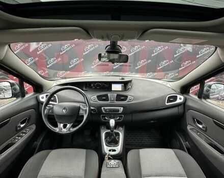 Червоний Рено Сценік, об'ємом двигуна 2 л та пробігом 176 тис. км за 9000 $, фото 20 на Automoto.ua