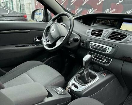 Червоний Рено Сценік, об'ємом двигуна 2 л та пробігом 176 тис. км за 9000 $, фото 37 на Automoto.ua