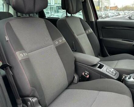 Червоний Рено Сценік, об'ємом двигуна 2 л та пробігом 176 тис. км за 9000 $, фото 38 на Automoto.ua