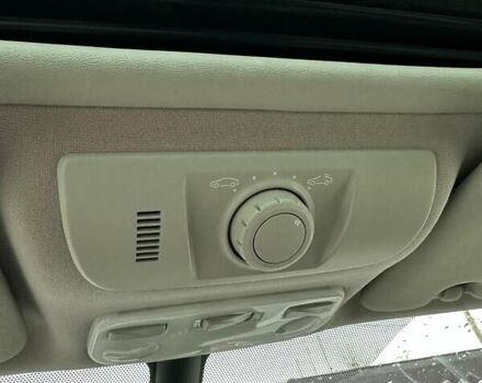 Червоний Рено Сценік, об'ємом двигуна 2 л та пробігом 176 тис. км за 9000 $, фото 27 на Automoto.ua