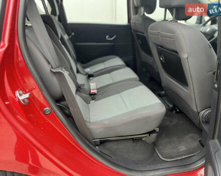 Красный Рено Сценик, объемом двигателя 1.5 л и пробегом 228 тыс. км за 8700 $, фото 56 на Automoto.ua