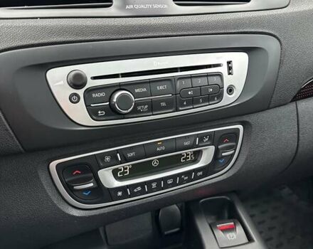 Червоний Рено Сценік, об'ємом двигуна 2 л та пробігом 176 тис. км за 9000 $, фото 34 на Automoto.ua