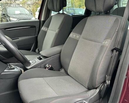 Червоний Рено Сценік, об'ємом двигуна 2 л та пробігом 176 тис. км за 9000 $, фото 31 на Automoto.ua