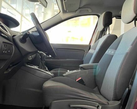 Красный Рено Сценик, объемом двигателя 1.5 л и пробегом 135 тыс. км за 12100 $, фото 9 на Automoto.ua