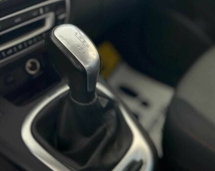 Красный Рено Сценик, объемом двигателя 1.5 л и пробегом 135 тыс. км за 12100 $, фото 18 на Automoto.ua