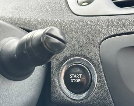 Червоний Рено Сценік, об'ємом двигуна 2 л та пробігом 176 тис. км за 9000 $, фото 39 на Automoto.ua