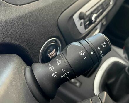 Красный Рено Сценик, объемом двигателя 1.5 л и пробегом 135 тыс. км за 12100 $, фото 15 на Automoto.ua