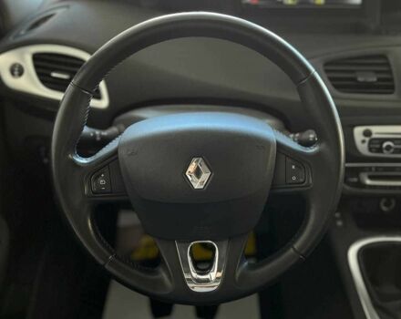 Красный Рено Сценик, объемом двигателя 1.5 л и пробегом 135 тыс. км за 12100 $, фото 12 на Automoto.ua