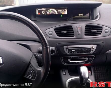 Червоний Рено Сценік, об'ємом двигуна 1.5 л та пробігом 207 тис. км за 9900 $, фото 7 на Automoto.ua