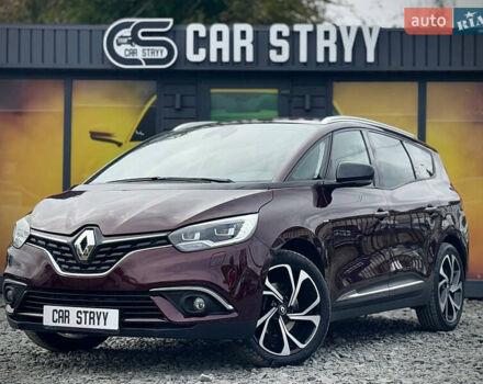 Красный Рено Сценик, объемом двигателя 1.33 л и пробегом 41 тыс. км за 16300 $, фото 1 на Automoto.ua