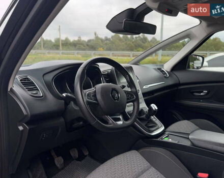 Красный Рено Сценик, объемом двигателя 1.33 л и пробегом 41 тыс. км за 16300 $, фото 54 на Automoto.ua