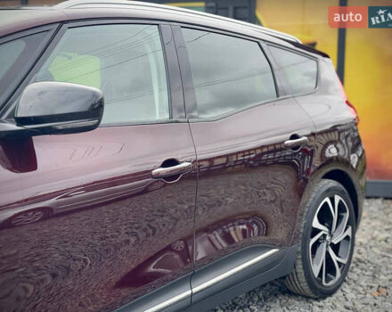 Красный Рено Сценик, объемом двигателя 1.33 л и пробегом 41 тыс. км за 16300 $, фото 17 на Automoto.ua