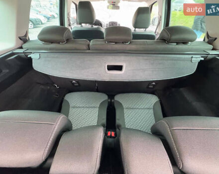 Красный Рено Сценик, объемом двигателя 1.33 л и пробегом 41 тыс. км за 16300 $, фото 45 на Automoto.ua