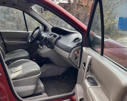 Рено Сценик 2004 в Полтаве на Automoto.ua Красный Рено Сценик, объемом двигателя 1.9 л и пробегом 270 тыс. км за 1350 $, фото 6 на Automoto.ua