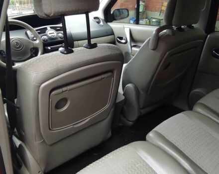 Красный Рено Сценик, объемом двигателя 1.6 л и пробегом 228 тыс. км за 4500 $, фото 11 на Automoto.ua