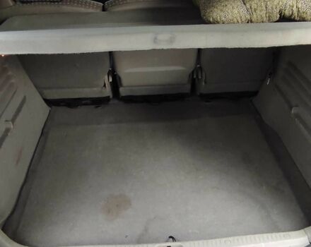 Красный Рено Сценик, объемом двигателя 1.6 л и пробегом 228 тыс. км за 4500 $, фото 4 на Automoto.ua