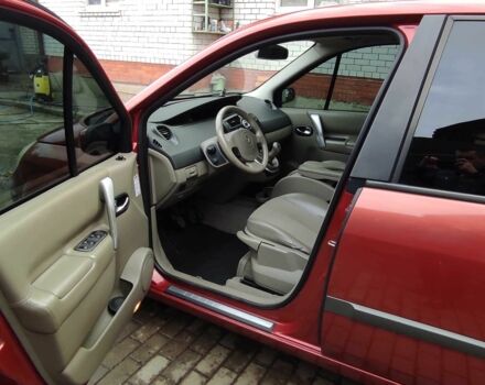 Красный Рено Сценик, объемом двигателя 1.6 л и пробегом 228 тыс. км за 4500 $, фото 12 на Automoto.ua