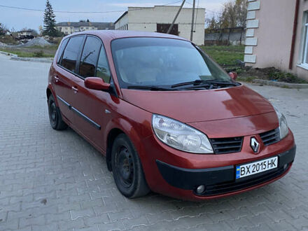 Рено Сценик 2006 в Хмельницком на Automoto.ua Красный Рено Сценик, объемом двигателя 1.46 л и пробегом 310 тыс. км за 3600 $, фото 1 на Automoto.ua