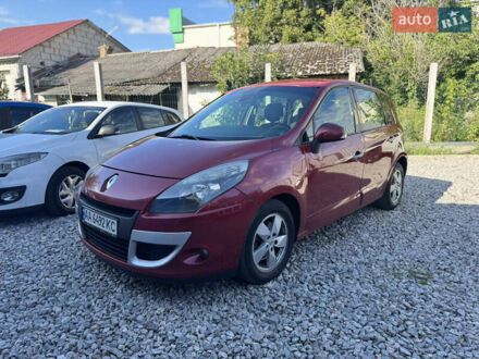 Красный Рено Сценик, объемом двигателя 1.5 л и пробегом 270 тыс. км за 4700 $, фото 1 на Automoto.ua