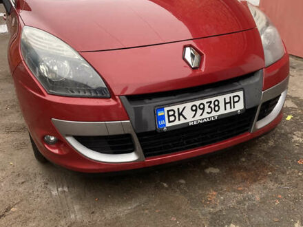 Красный Рено Сценик, объемом двигателя 1.5 л и пробегом 268 тыс. км за 6900 $, фото 1 на Automoto.ua