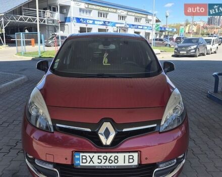 Красный Рено Сценик, объемом двигателя 1.46 л и пробегом 205 тыс. км за 8400 $, фото 1 на Automoto.ua