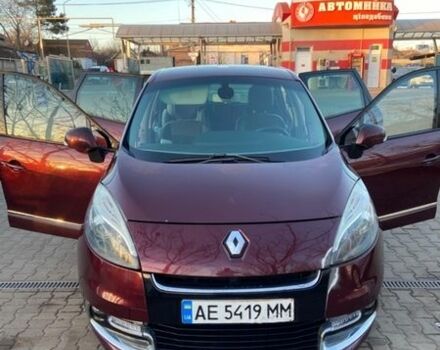 Красный Рено Сценик, объемом двигателя 1.46 л и пробегом 252 тыс. км за 7500 $, фото 1 на Automoto.ua