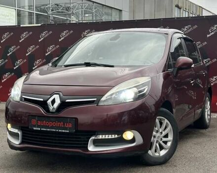 Красный Рено Сценик, объемом двигателя 2 л и пробегом 176 тыс. км за 9000 $, фото 1 на Automoto.ua