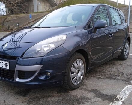 Рено Сценик 2011 в Киеве на Automoto.ua Рено Сценик, объемом двигателя 1.6 л и пробегом 195 тыс. км за 7000 $, фото 4 на Automoto.ua