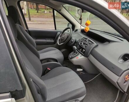 Рено Сценик, объемом двигателя 1.6 л и пробегом 175 тыс. км за 5500 $, фото 5 на Automoto.ua