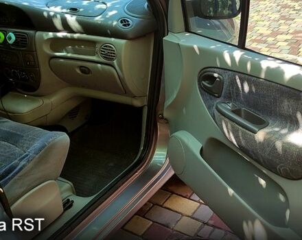 Рено Сценик, объемом двигателя 1.6 л и пробегом 312 тыс. км за 3700 $, фото 1 на Automoto.ua