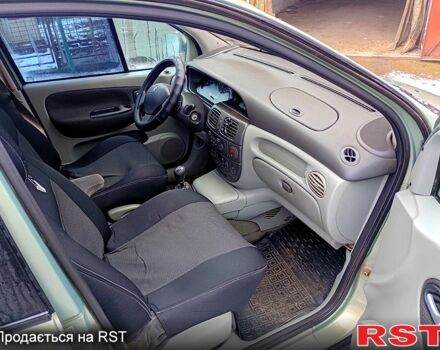 Рено Сценик, объемом двигателя 1.6 л и пробегом 250 тыс. км за 3200 $, фото 2 на Automoto.ua