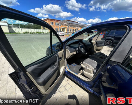 Рено Сценик, объемом двигателя 1.6 л и пробегом 329 тыс. км за 4500 $, фото 3 на Automoto.ua