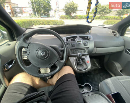 Рено Сценик, объемом двигателя 1.87 л и пробегом 212 тыс. км за 4700 $, фото 12 на Automoto.ua