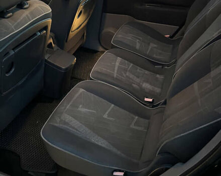 Рено Сценик, объемом двигателя 1.5 л и пробегом 270 тыс. км за 4100 $, фото 5 на Automoto.ua