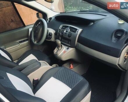 Рено Сценик, объемом двигателя 2 л и пробегом 254 тыс. км за 4300 $, фото 14 на Automoto.ua