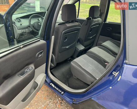 Рено Сценик, объемом двигателя 1.5 л и пробегом 240 тыс. км за 3500 $, фото 9 на Automoto.ua