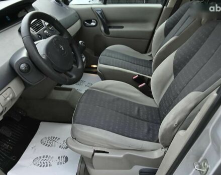 Рено Сценик, объемом двигателя 1.6 л и пробегом 236 тыс. км за 4799 $, фото 12 на Automoto.ua