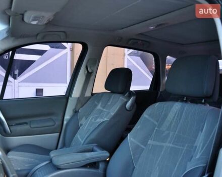 Рено Сценік, об'ємом двигуна 2 л та пробігом 283 тис. км за 3900 $, фото 19 на Automoto.ua