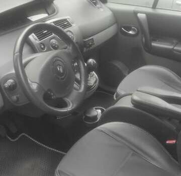 Рено Сценик, объемом двигателя 2 л и пробегом 300 тыс. км за 4900 $, фото 3 на Automoto.ua
